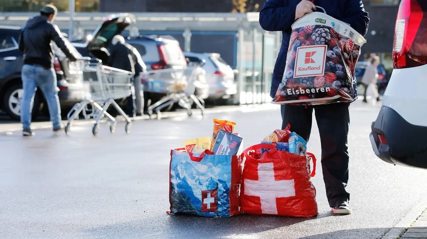 Einkaufstourismus, Schweiz, Deutschland, Shopping, Ausland, Grenztourismus