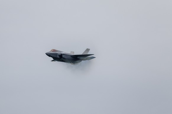 ABD0091_20240906 - ZELTWEG - �STERREICH: Eine Martin-Lockheed F-35 der US-Airforce anl. der Flughsow &quot;Airpower 2024&quot; am Freitag, 06. September 2024, in Zeltweg. - FOTO: APA/ERWIN SCHERIAU
