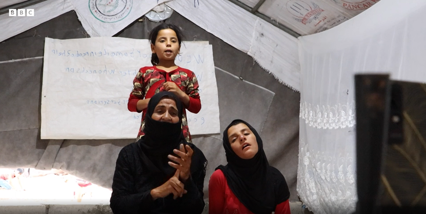 Mona Ali Al-Karim ist auf die Spenden via TikTok angewiesen, um die Augen-Op ihrer Tochter zu bezahlen.
