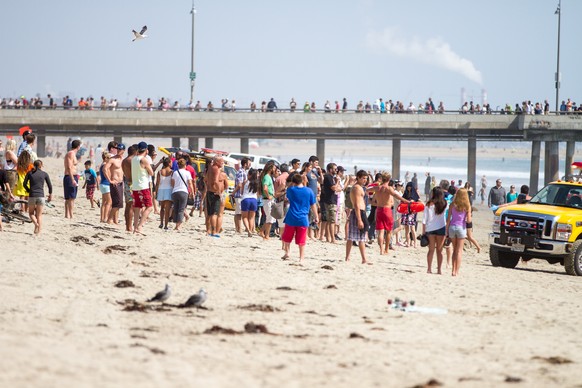 Schock am Strand: Der Blitzeinschlag tötet einen Menschen in Los Angeles.