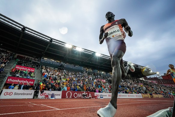 epa11380503 Dominic Lobalu of Switzerland in action during the men&#039;s 5000 meters event during the World Athletics Diamond League Bislett Games 2024 at Bislett Stadium, in Oslo, Norway, 30 May 202 ...