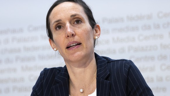 Tanja Stadler, Praesidentin National COVID-19 Science Task Force, spricht waehrend einer Medienkonferenz zur aktuellen Situation des Coronavirus, am Dienstag, 22. Maerz 2022 in Bern. (KEYSTONE/Peter K ...