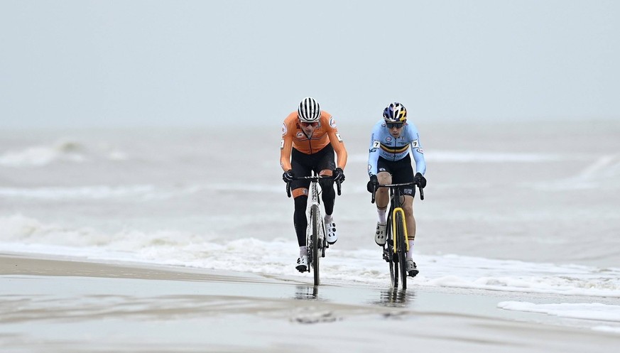 OOSTENDE, BELGIUM - JANUARY 31 : VAN DER POEL Mathieu NED and VAN AERT Wout BEL in action during the 2021 UCI Cyclo-Cross World Championships for Men Elite on January 31, 2021 in Oostende, Belgium, 31 ...