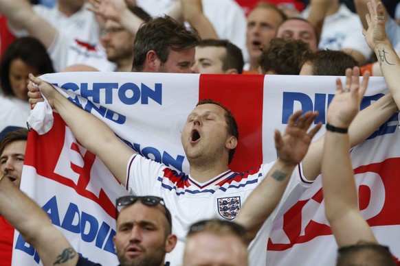 epa05358019 Supporters of England before the UEFA EURO 2016 group B preliminary round match between England and Russia at Stade Velodrome in Marseille, France, 11 June 2016.

(RESTRICTIONS APPLY: Fo ...