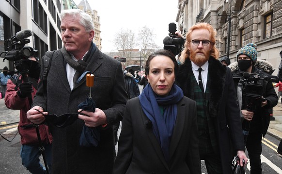 epa08918387 Stella Morris (C), partner of Wikileaks founder Julian Assange arrives at the Old Bailey court in central London, Britain, 04 January 2021. A Judgement is to be made by Judge Vanessa Barai ...