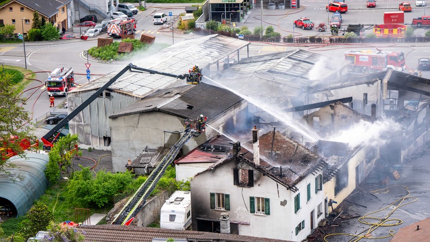 Walliser Polizei nimmt mutmasslichen Brandstifter von Saxon fest