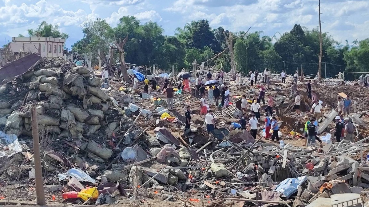 Mindestens 50 Tote nach Explosion von Munitionslager in Myanmar