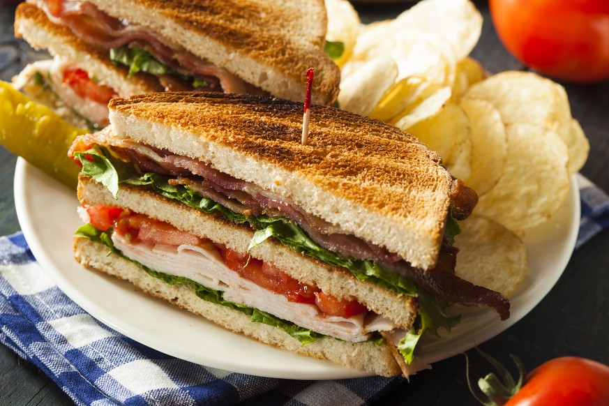 club sandwich speck truthahn bacon turkey tomato lettuce tomate salat essen food