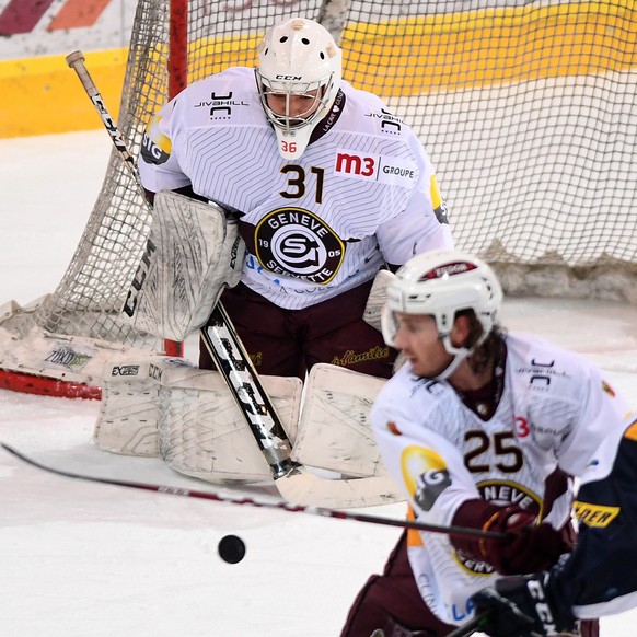 Genv&#039;s goalkeeper Stéphane Charlin, during the preliminary round game of National League A (NLA) Swiss Championship 2019/20 between HC Ambri Piotta and GE Servette at the ice stadium Valascia in  ...