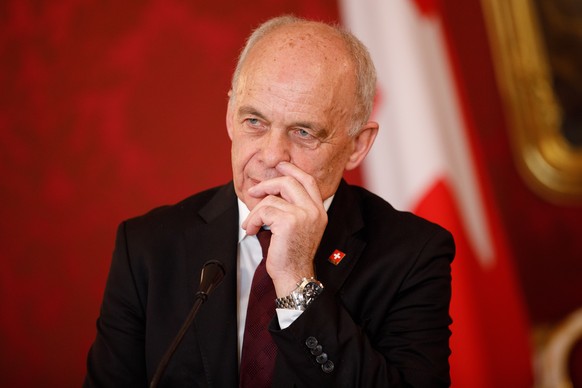 epa07275059 Swiss Federal President Ueli Maurer speaks during a press conference after a meeing with Austrian Federal President Alexander Van der Bellen (not pictured) at the presidential office of th ...