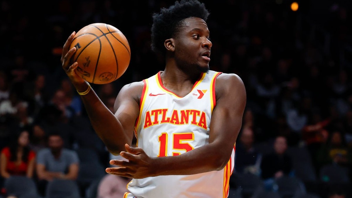 ATLANTA, GEORGIA - DECEMBER 2: Clint Capela #15 of the Atlanta Hawks looks to pass during the second quarter against the New Orleans Pelicans at State Farm Arena on December 2, 2024 in Atlanta, Georgi ...