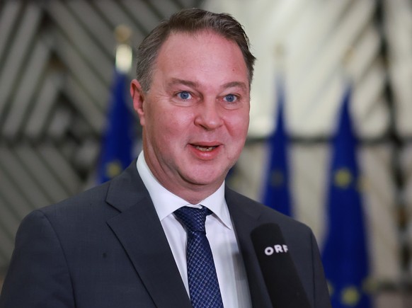 epa12554442 Austrian Federal Minister of Housing, Arts, Culture, Media and Sport Andreas Babler speaks during a meeting at the Education, Youth, Culture and Sports Council in Brussels, Belgium, 28 Nov ...