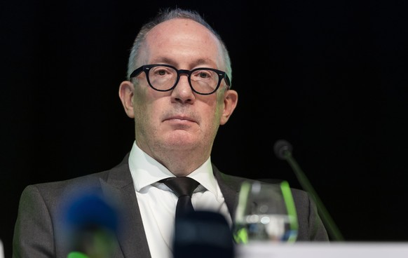 epa12630249 Nicolas Feraud, Mayor of Crans-Montana speaks at a press conference of the Crans-Montana Municipal Council following the tragic events of New Year's Eve in Crans-Montana, Switzerland, ...