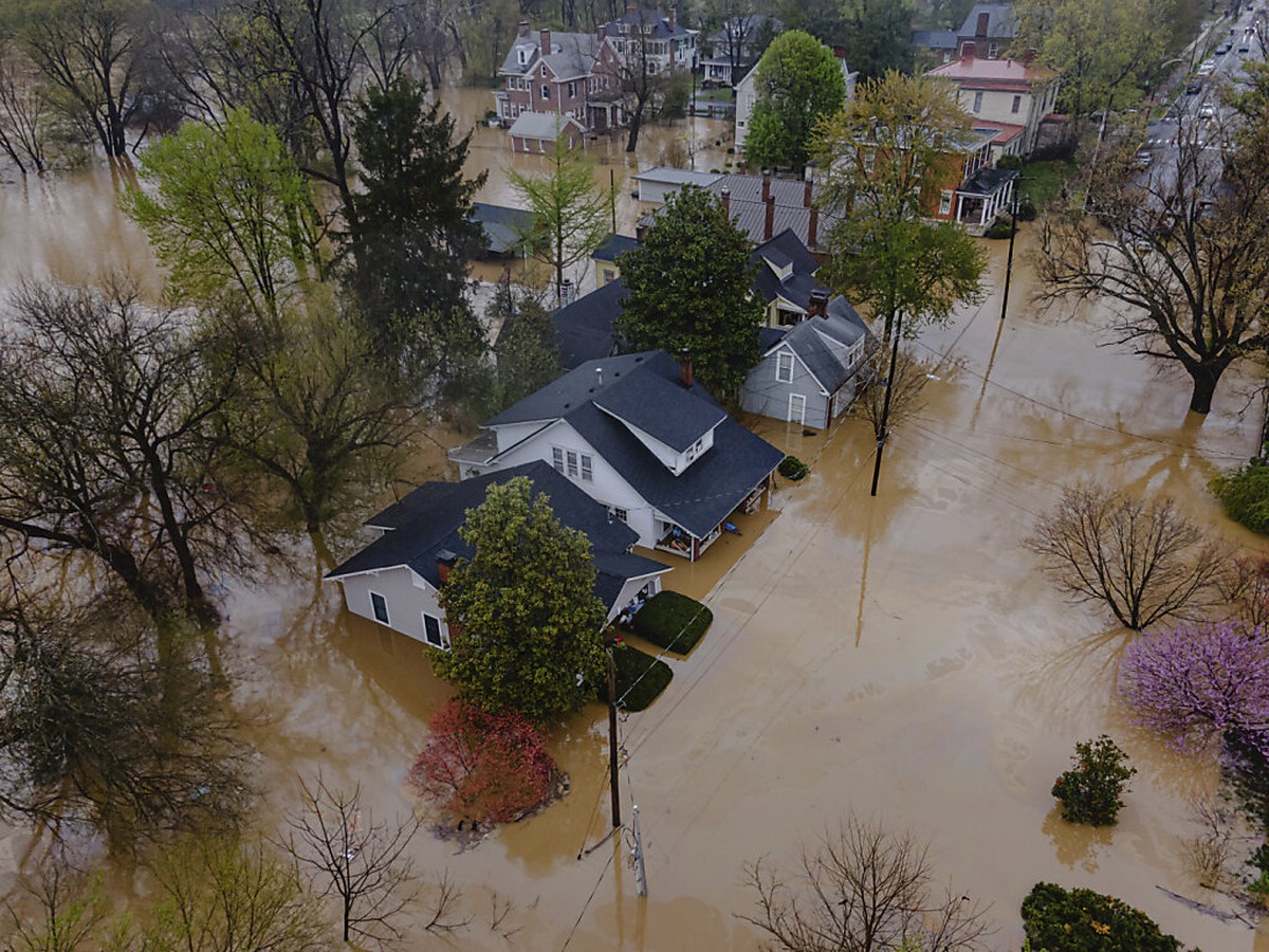 Plusieurs Etats des Etats-Unis allant de l'Arkansas (sud)