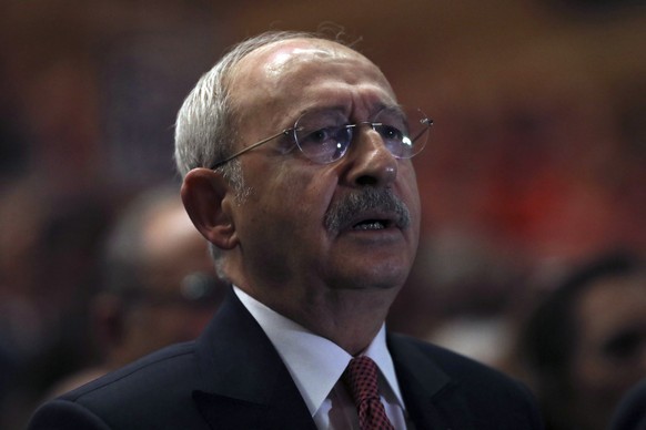 Turkey&#039;s main opposition leader Kemal Kilicdaroglu sings the national anthem as six opposition parties present their joint 240-page program for a post-victory Turkey, in Ankara, Turkey, Monday, J ...