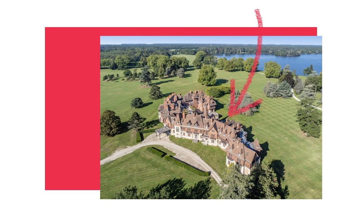 Selon plusieurs médias, le château d'Armainvilliers, en Seine-et-Marne, aurait été mis discrètement à la vente à un prix fou de 425 millions d'euros. Un prix contesté.