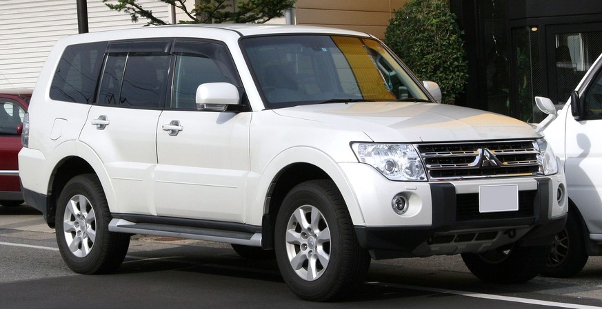 mitsubishi shogun montero pajero 4x4 suv jeep offroader auto japan https://en.wikipedia.org/wiki/Mitsubishi_Pajero