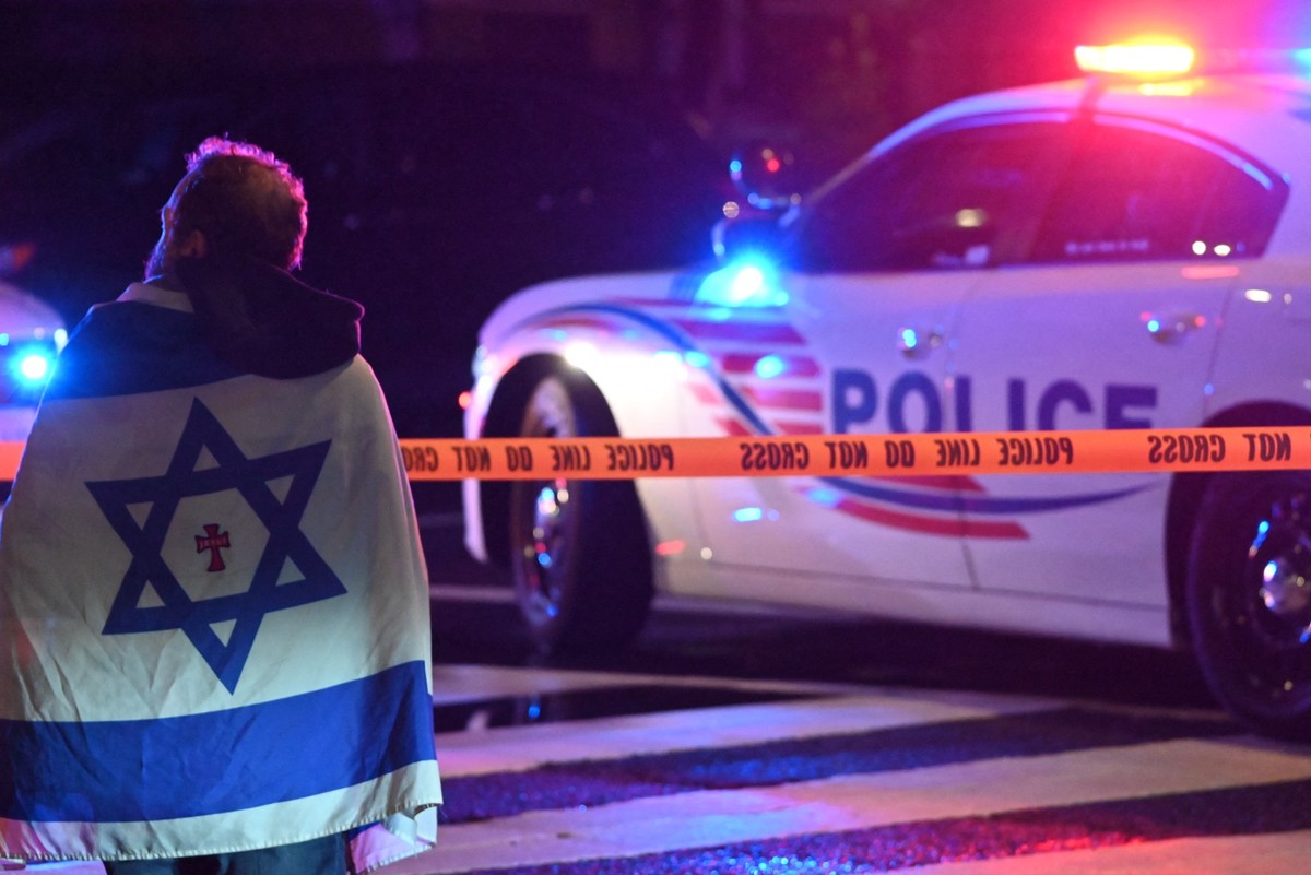 Authorities work at the crime scene where two Israeli Embassy staff members are killed outside an event at the Capital Jewish Museum in Washington, DC, United States, on May 21, 2025. On Wednesday eve ...