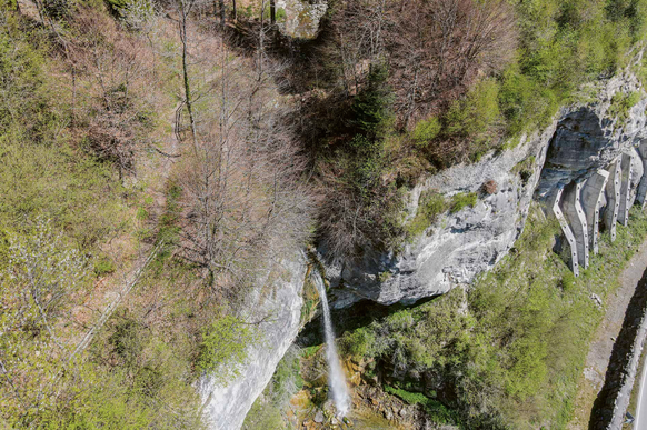 Stäubligbachfall Werthenstein Luzern schönste Wasserfälle der Schweiz Rauszeit