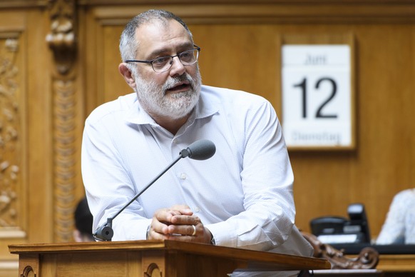 Carlo Sommaruga, SP-GE, spricht an der Sommersession der Eidgenoessischen Raete, am Dienstag, 12. Juni 2018 im Nationalrat in Bern. (KEYSTONE/Anthony Anex)