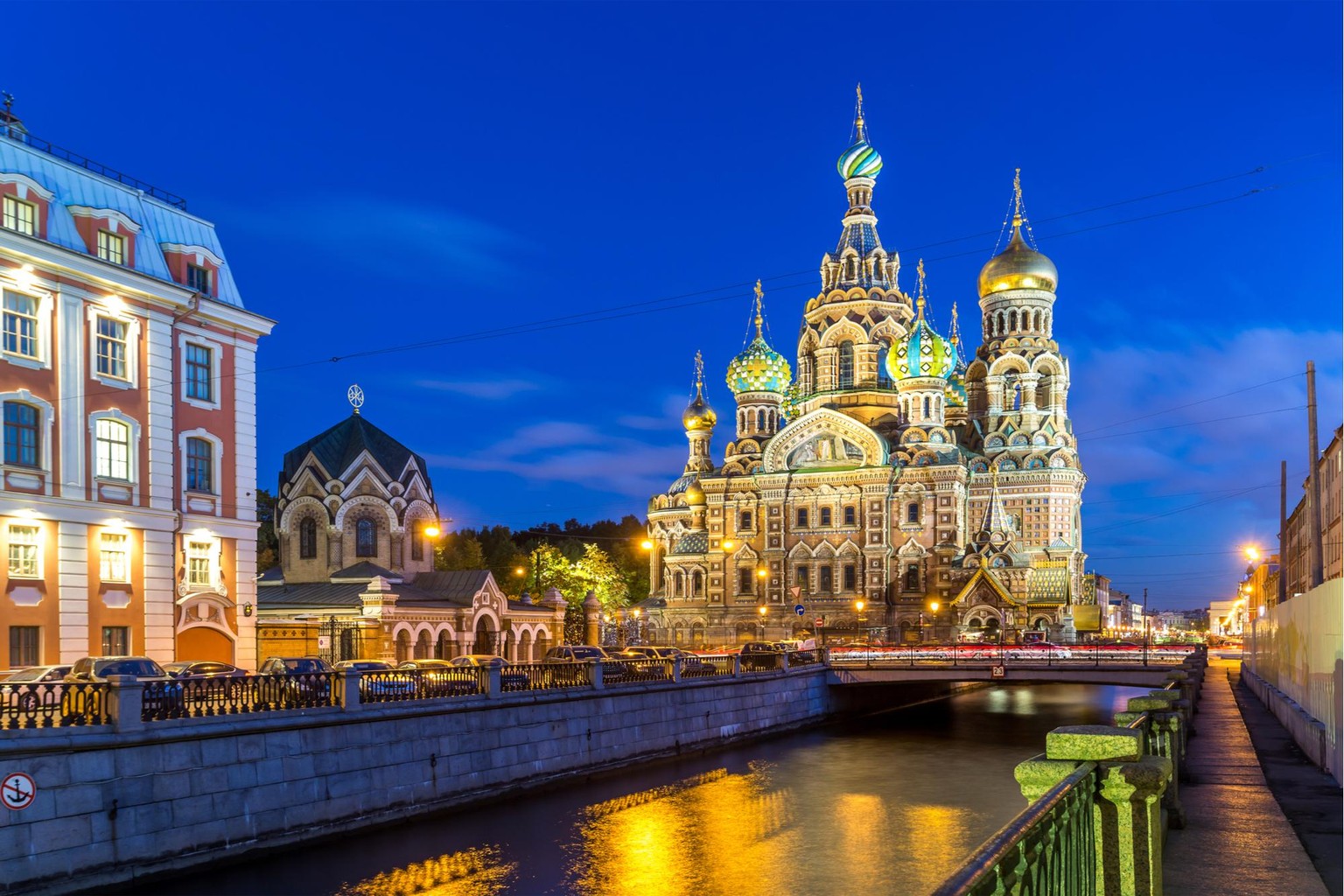 Kirchen und Paläste soweit das Auge reicht: St.Petersburg.