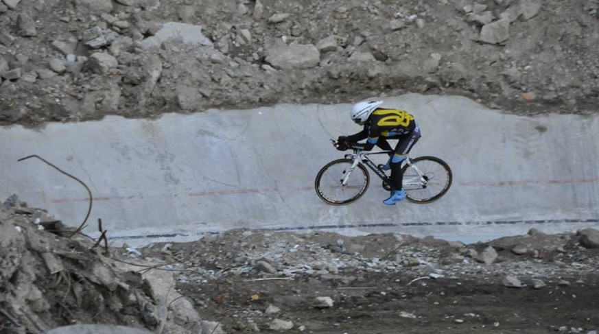 Der ukrainische Velorennfahrer Yury Konoval&nbsp;dreht in Kiew seine Runden – hoch hinaus kann er auf der Bahn nicht.