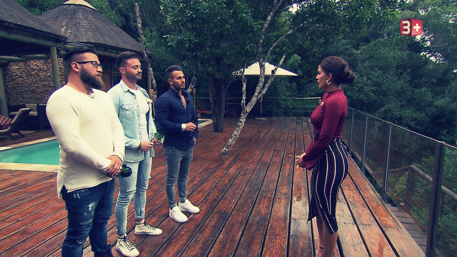 Mitgefangen, mitgehangen: Mike, Tom und Jay vor dem schwarzen Rosengericht.