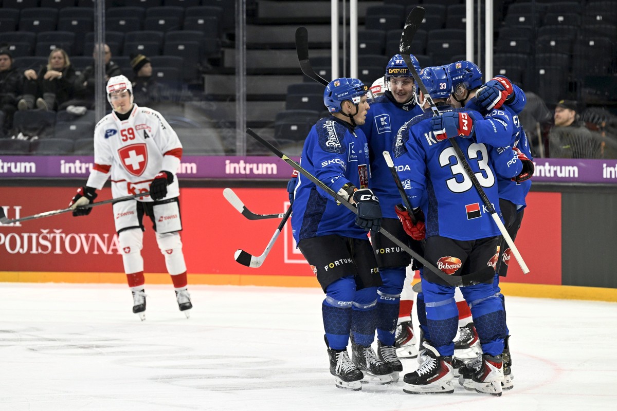 Czechia players celebrate after scoring a goal during the Euro Hockey Tour (EHT) ice hockey match between Czechia and Switzerland in Tampere, Finland, Sunday Nov. 9, 2025. (Emmi Korhonen/Lehtikuva via ...