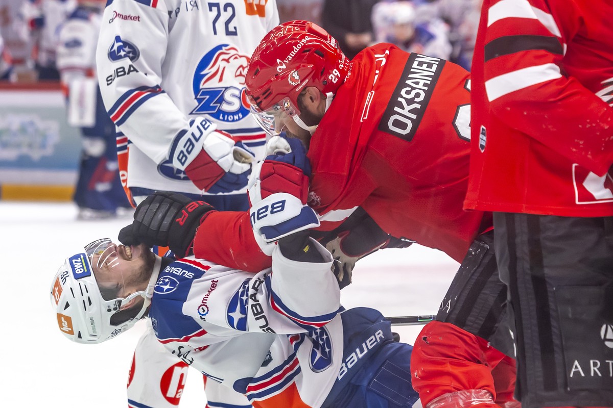 Dean Kukan (ZSC) #46 argues with Ahti Oksanen (LHC) #29, during the third leg of the National League Swiss Championship final playoff game between Lausanne HC, LHC, and ZSC Lions, ZSC, at the ice stad ...