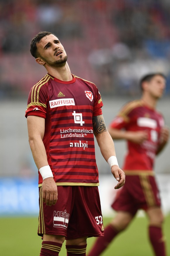 Armando Sadiku von Vaduz, im Fussball Super League Spiel zwischen dem FC Vaduz und dem FC Lugano, am Sonntag, 22. Mai 2016, im Rheinpark Stadion in Vaduz. (KEYSTONE/Gian Ehrenzeller)