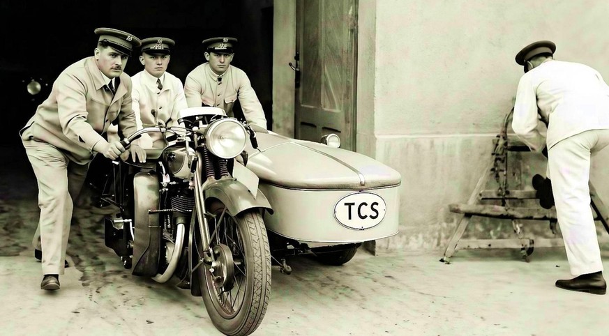 130 Jahre TCS 

https://www.tcs.ch/de/der-tcs/rund-um-den-tcs/geschichte.php