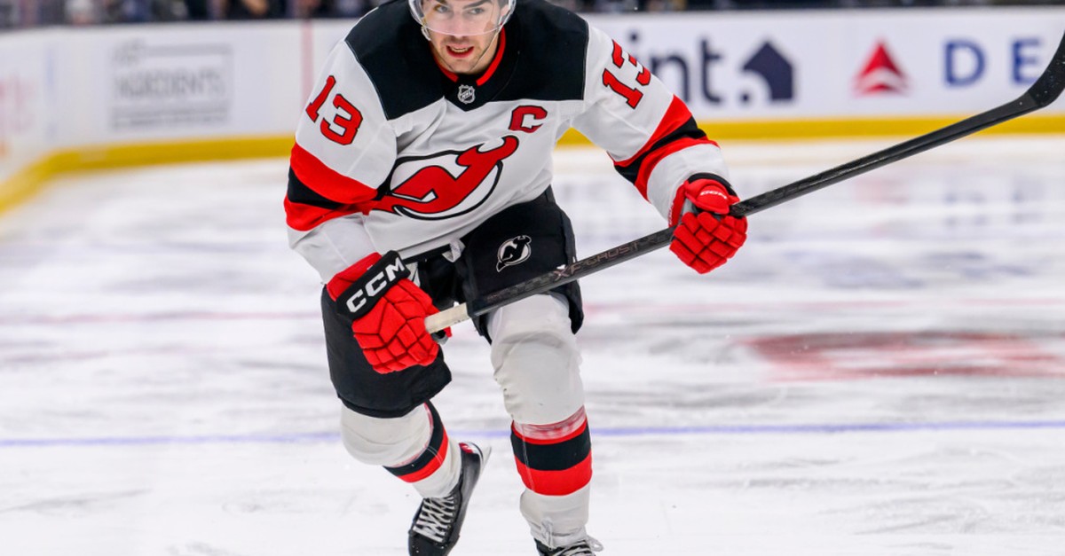 hischier-brilliert-bei-devils-sieg-mit-zwei-assists