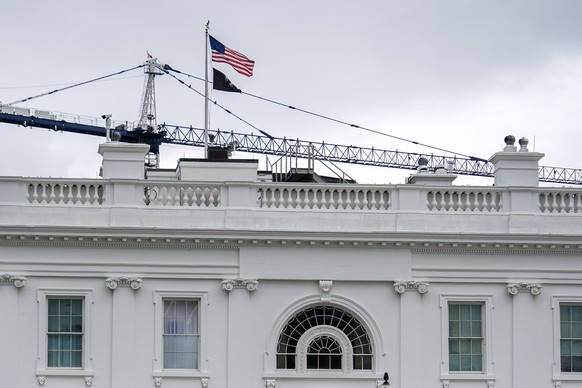 A crane being used to construct the new White House ballroom is seen above the White House, Sunday, April 19, 2026, in Washington. (AP Photo/Julia Demaree Nikhinson)
Trump White House Ballroom