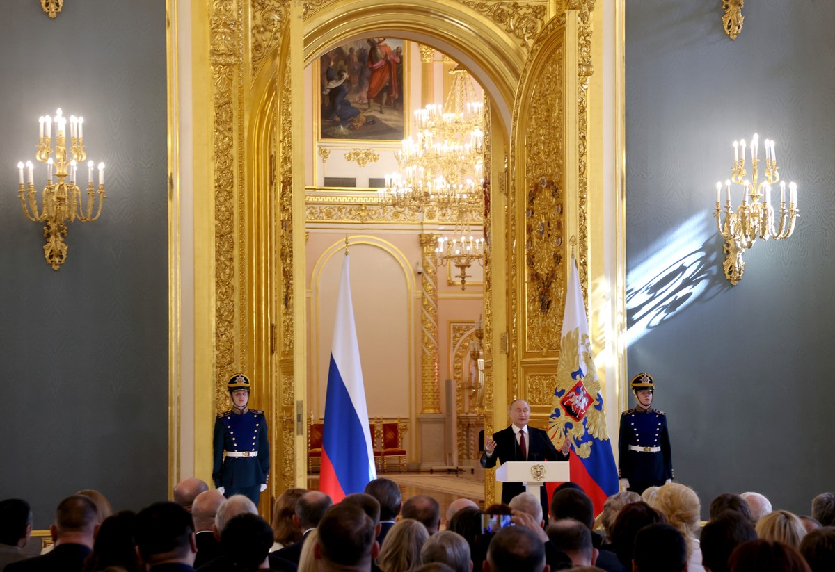 epa11230705 Russian President Vladimir Putin speaks during a meeting with his election agents at the Kremlin in Moscow, Russia, 20 March 2024. Vladimir Putin won over 87 percent of the vote in a three ...