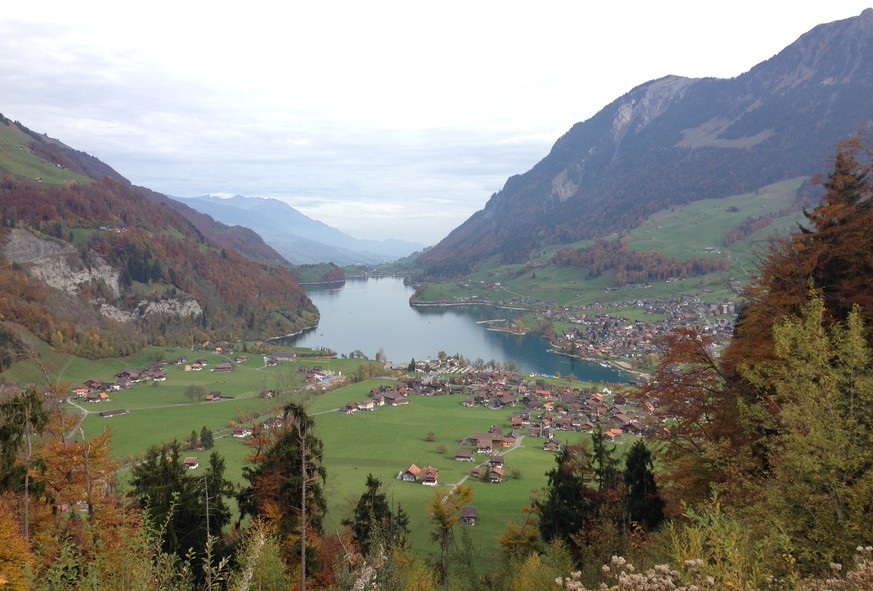 Blick vom Brünig-Aussichtspunkt Richtung Lungern.