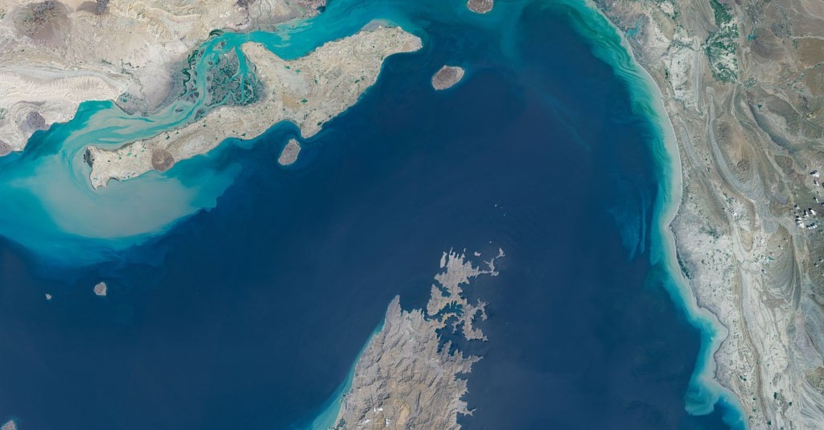 Iran öffnet Strasse von Hormus – Neutrale Mission geplant