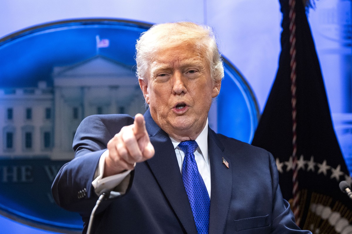 epa12763351 US President Donald J. Trump addresses a press conference about the Supreme Court's striking down of most of his tariffs in the briefing room at the White House in Washington, DC, USA ...
