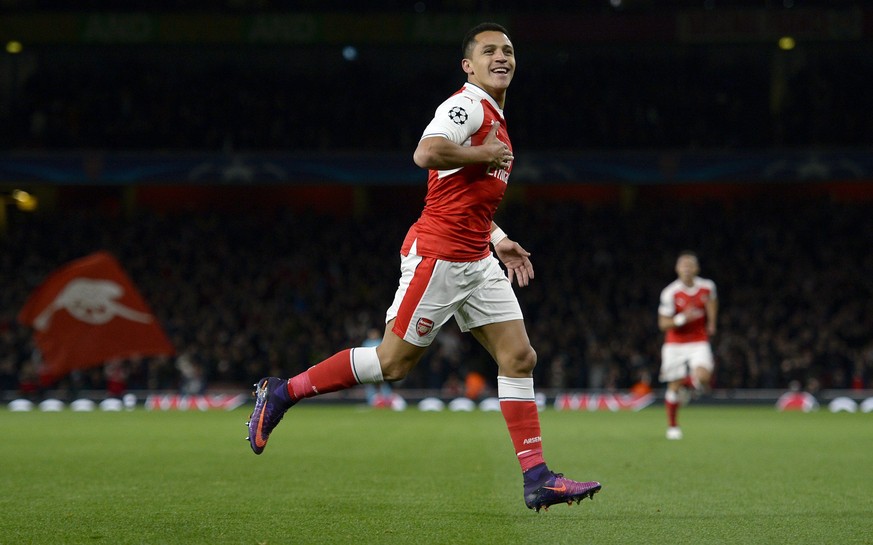 epa05592526 Alexis Sanchez of Arsenal celebrates after scoring against Ludogorets Razgrad during the UEFA Champions League group A soccer match between Arsenal FC and PFC Ludogorets Razgrad at the Emi ...