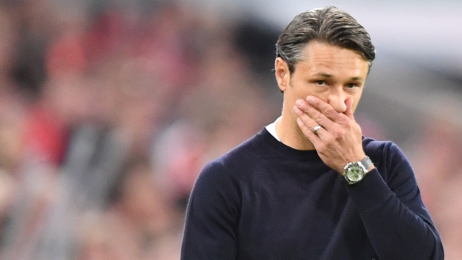 epa07970349 (FILE) - Bayern&#039;s head coach Niko Kovac reacts during the German Bundesliga soccer match between FC Bayern and Hertha BSC in Munich, Germany, 16 August 2019 (reissued on 03 November 2 ...