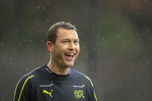 Stephan Lichtsteiner waehrend des Training der Schweizer Fussballnationalmannschaft im Stadion Letzigrund, am Montag, 18. Maerz 2019, in Zuerich.(KEYSTONE/Melanie Duchene)