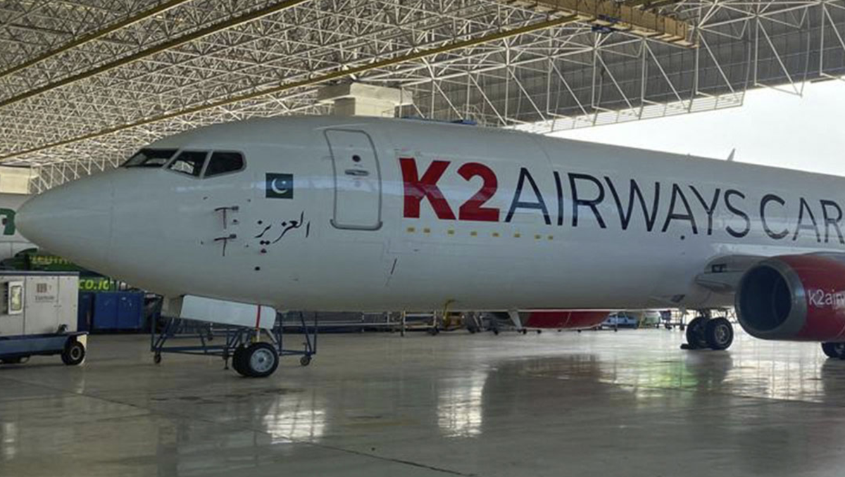 K2 Airways Boeing 737