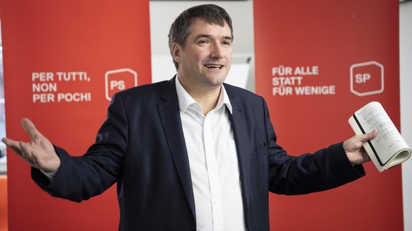 SP-Parteipraesident Christian Levrat spricht am traditionellen Drei-Koenigs-Apero, am Montag, 7. Januar 2018, in Bern. (KEYSTONE/Peter Schneider)