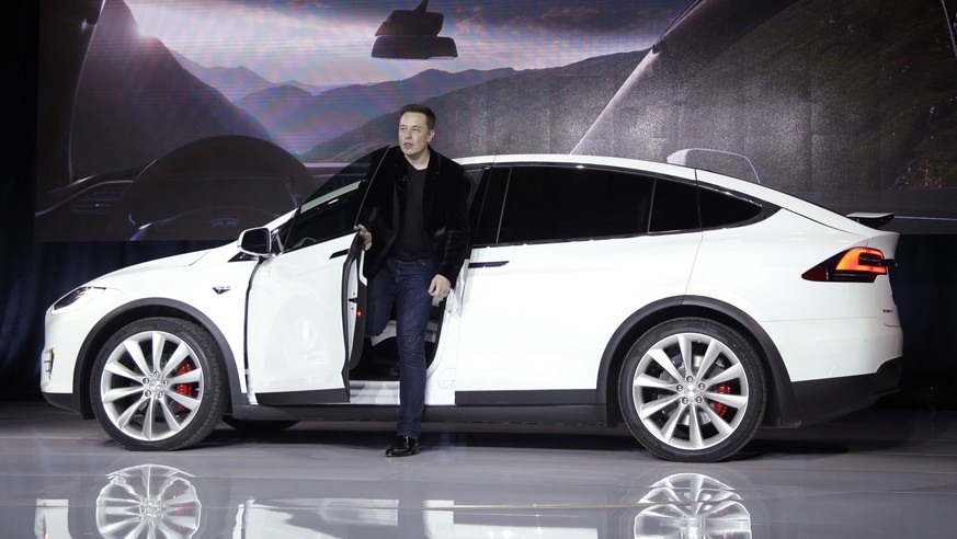 FILE - In this Sept. 29, 2015, file photo, Elon Musk, CEO of Tesla Motors Inc., introduces the Model X car at the company&#039;s headquarters in Fremont, Calif. For years, Tesla has boasted that its c ...
