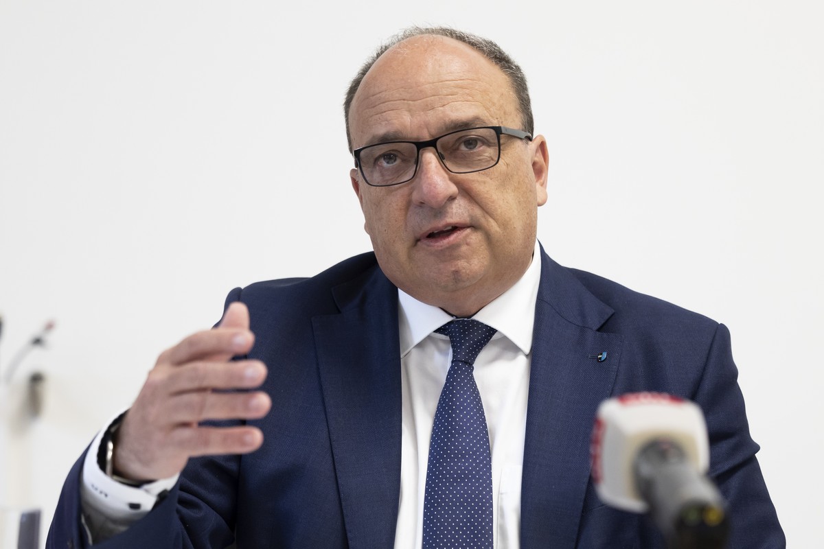 Regierungsrat Markus Dieth (AG), Praesident der Konferenz der Kantonsregierungen (KdK), spricht waehrend einer Medienkonferenz zum Entlastungspaket 2027 des Bundes, am Freitag, 14. Maerz 2025, in Bern ...