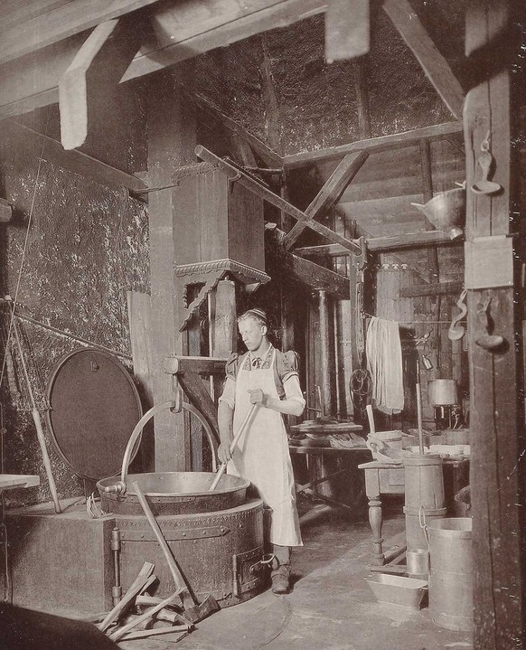 Model cheese factory at the 1896 National Exhibition in Geneva: The whey factory on Lake Brienz could have looked something like this.  https://ba.e-pics.ethz.ch/catalog/ETHBIB.Bildarchiv/r/104365/viewmode=infoview