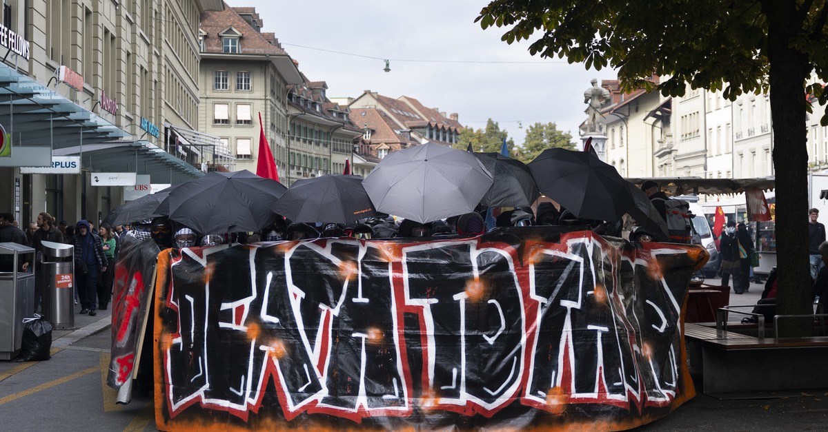 Polarisierung-nimmt-zu-Toleranz-nimmt-ab-weil-wir-mehr-Freunde-haben