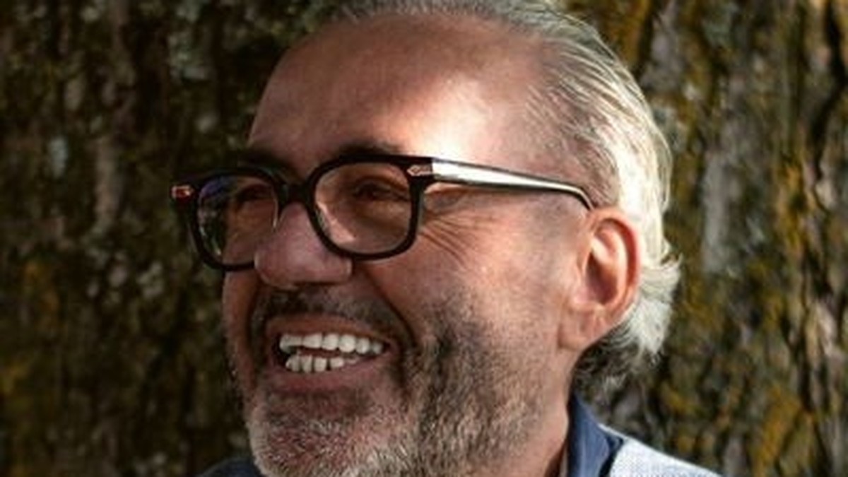 Denis Vipret a fait l'objet d'une biographe parue en mai 2025.