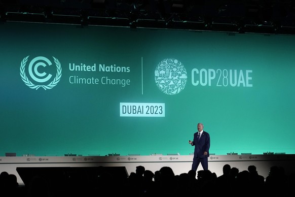 Al Gore, former US vice president, speaks at the COP28 UN climate summit, Sunday, December 12.  January 3, 2023 in Dubai, United Arab Emirates.  (AP Photo/Joshua A. Bickel)