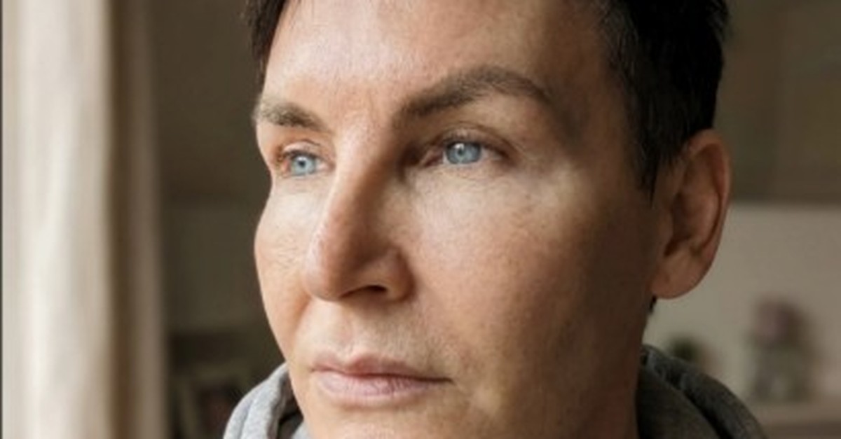 Die-bekannteste-Transfrau-der-Schweiz-identifiziert-sich-wieder-als-Mann