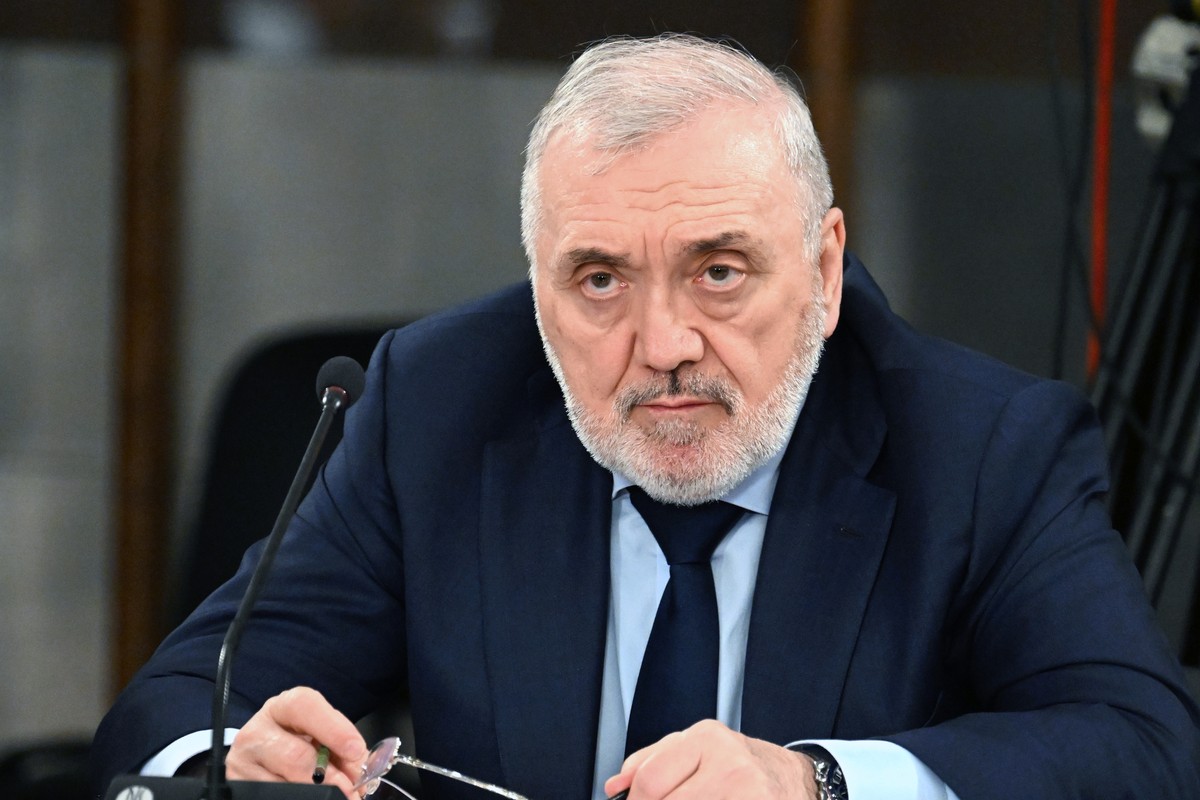 epa11408491 First Deputy Minister of Defense of the Russian Federation Ruslan Tsalikov chairs a meeting of the Council for Science and Education at the Joint Institute for Nuclear Research, in Dubna,  ...
